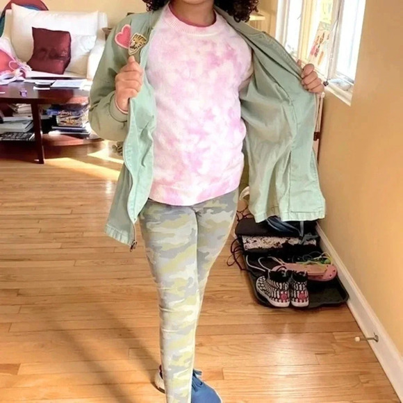 Cat & Jack Army Green Lightweight Jacket with Patches Girl’s Size Large - Picture 8 of 9